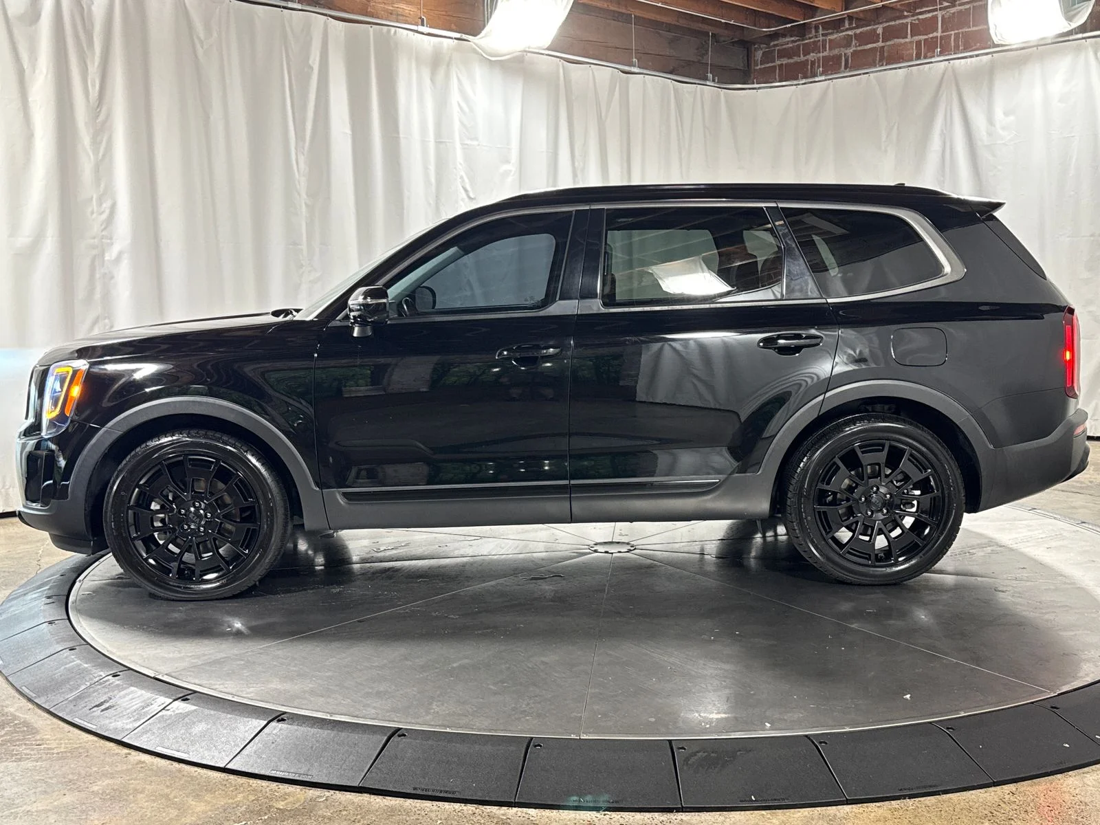 Used 2021 Ebony Black Kia SX image 8