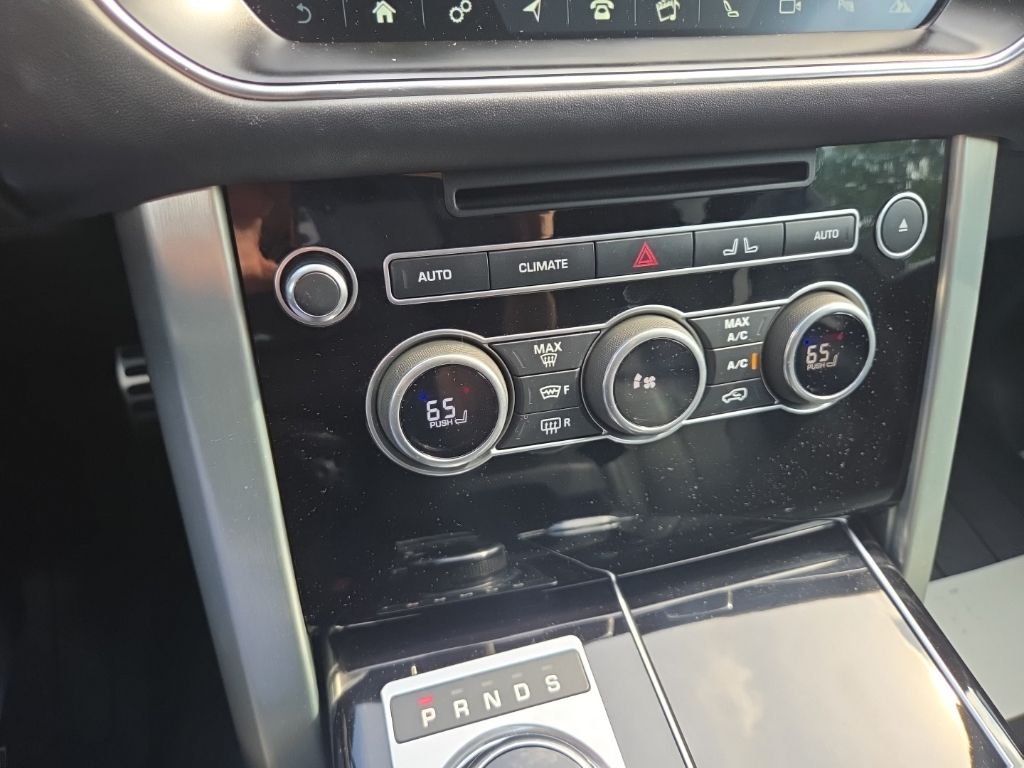 Used 2017 Santorini Black Land Rover 5.0L V8 Supercharged image 22