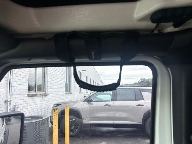 Used 2023 White Jeep Sport S image 30