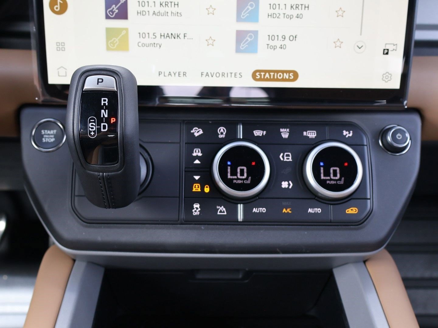 New 2026 Carpathian Grey LAND ROVER P400 X image 14
