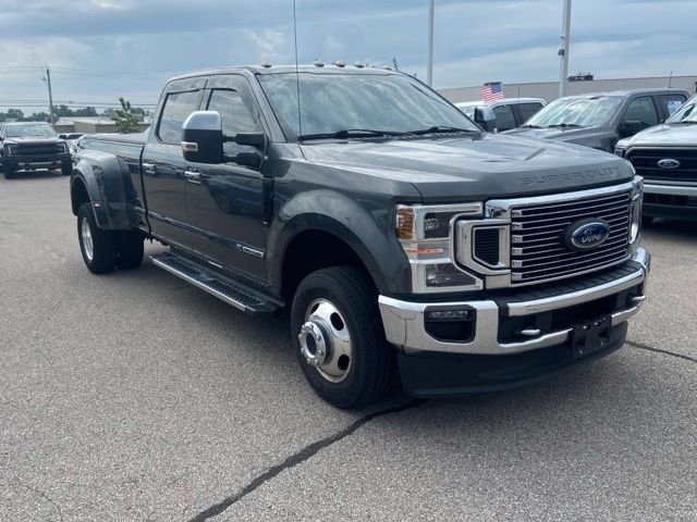 Used 2020 Magnetic Ford Lariat image 2