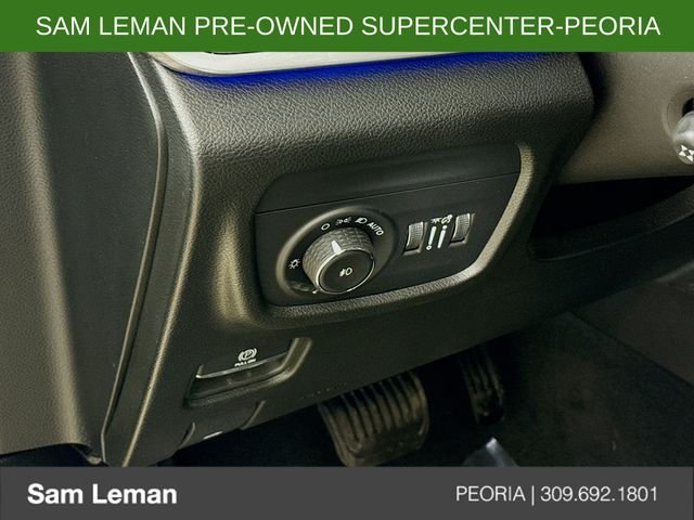 Used 2023 Black Jeep Overland image 10