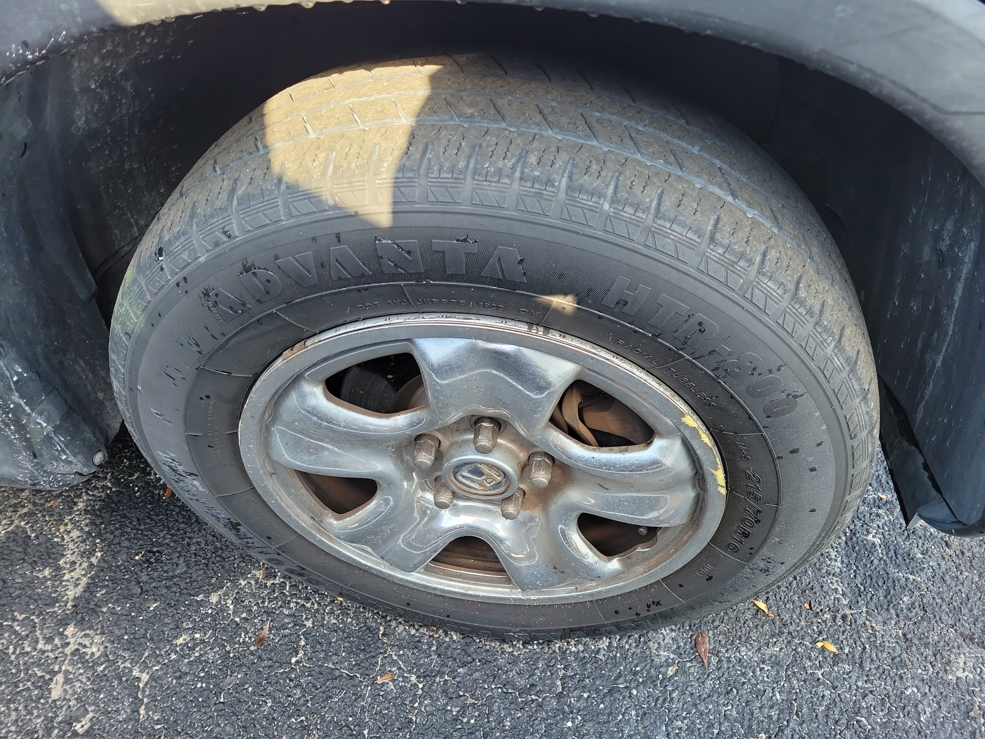 Used 2012  Honda LX image 7