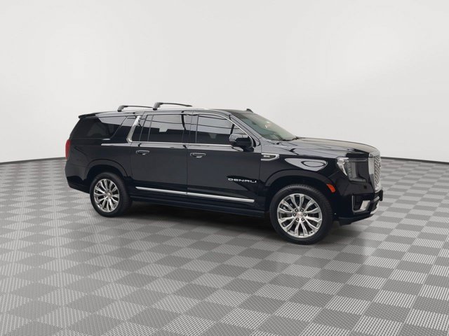 Used 2023 Onyx Black GMC Denali image 45