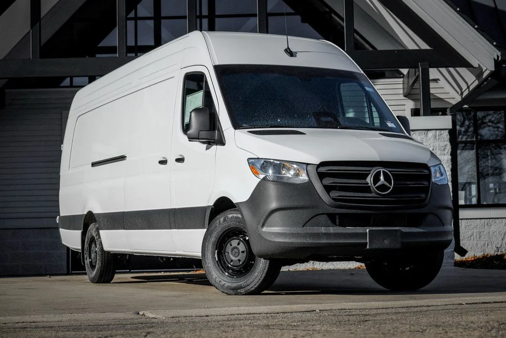 2026 Mercedes-Benz Sprinter 2500 170 Ext WB HO High Roof's photo