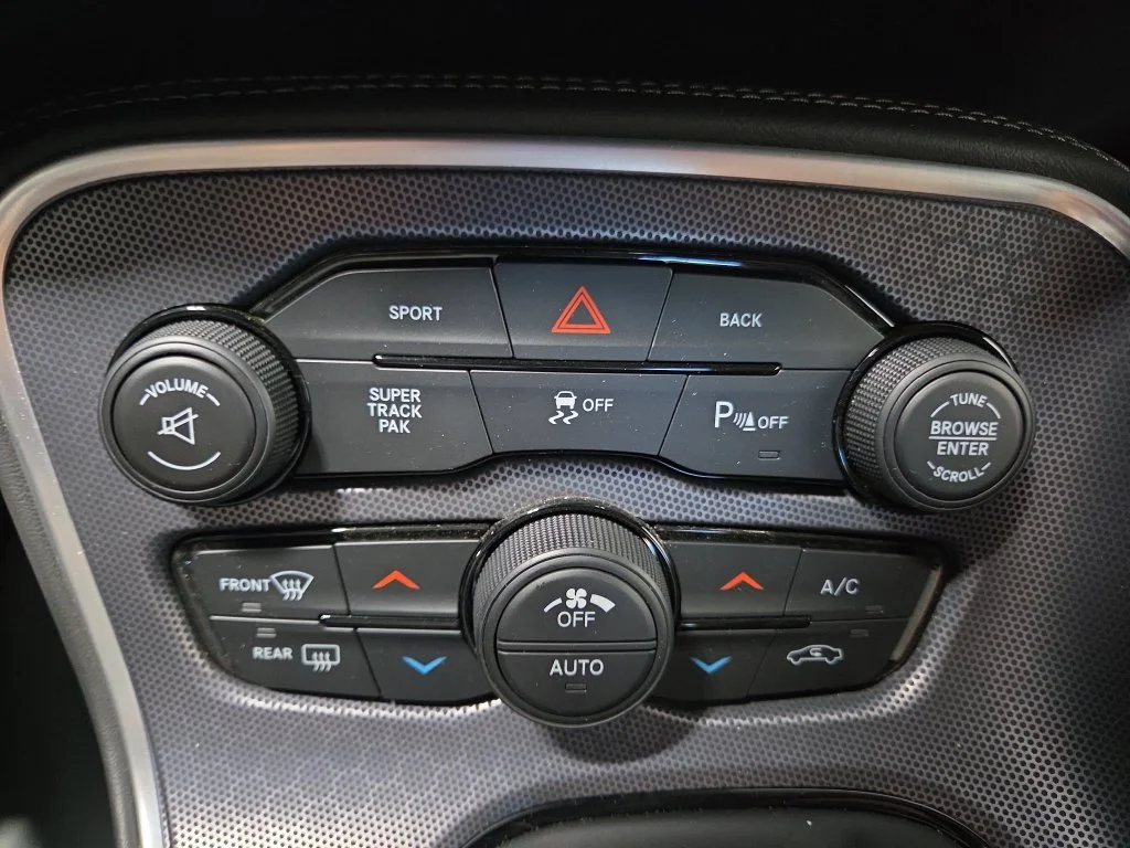Used 2015 Blue Dodge R/T Scat Pack image 33