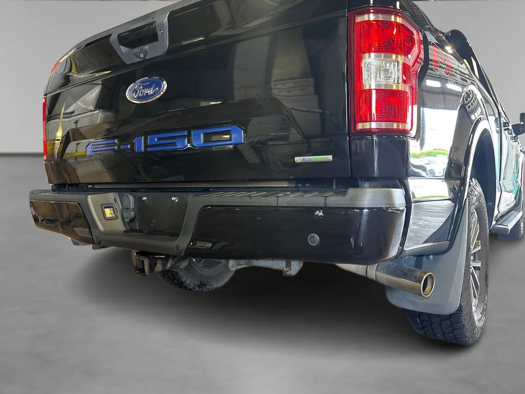 Used 2018 Shadow Black Ford XLT image 21