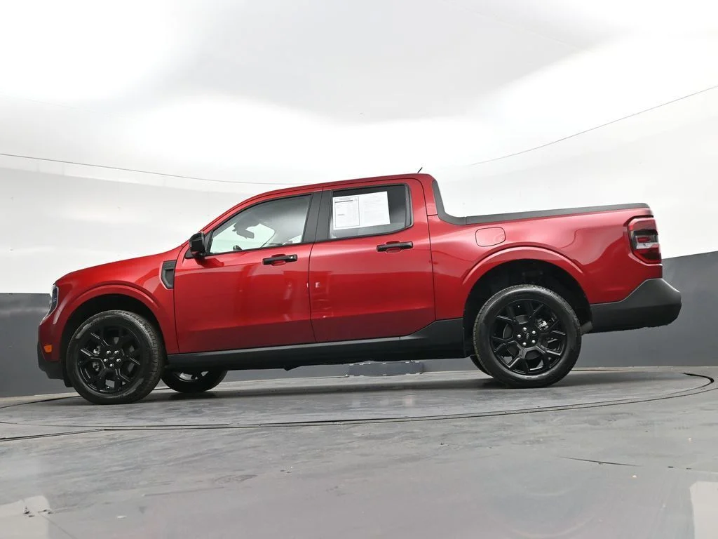 Used 2025 Red Ford XLT image 48