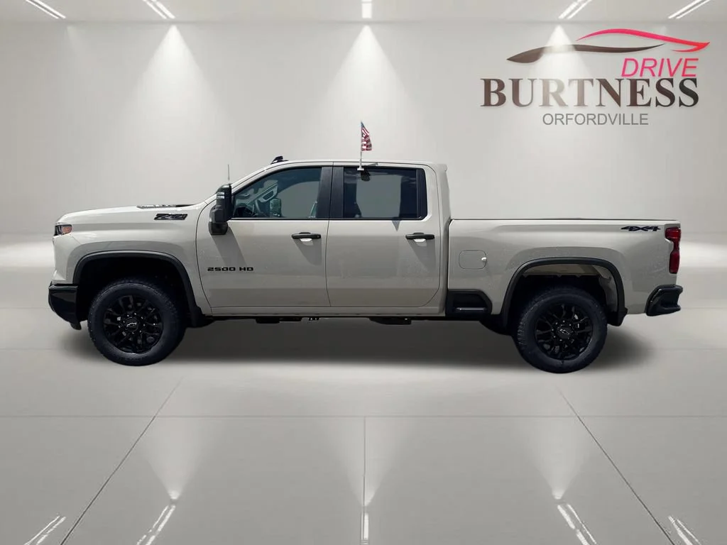 2026 Chevrolet Silverado 2500 HD Custom - Photo 4