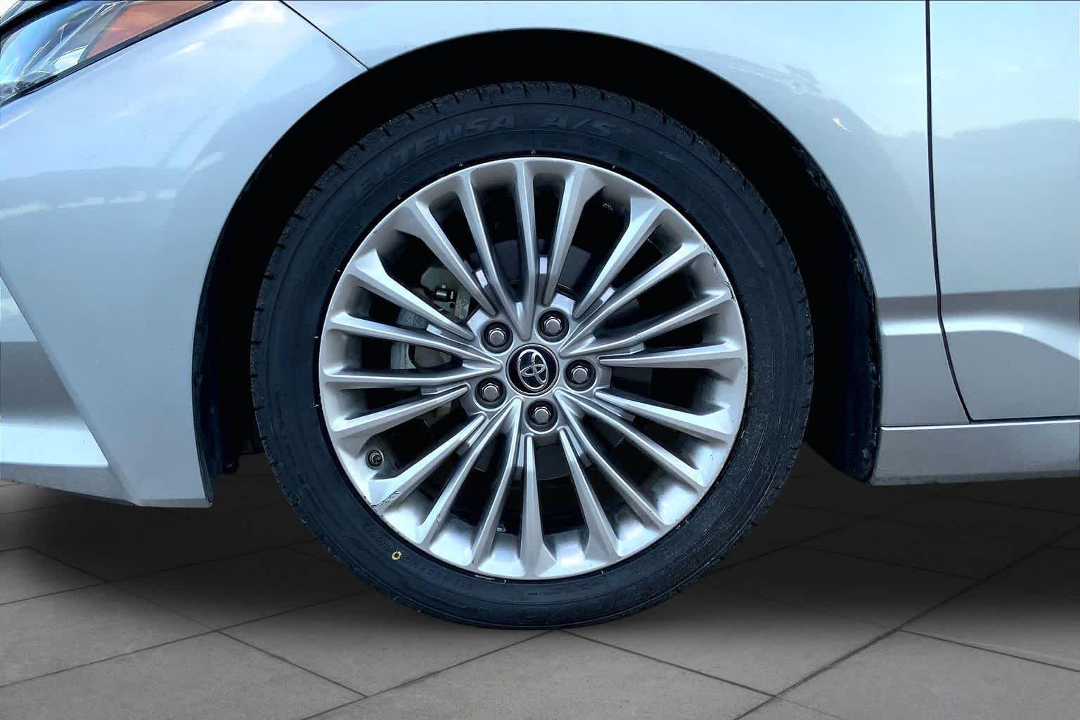 Used 2019 Celestial Silver Metallic Toyota Hybrid Limited image 10