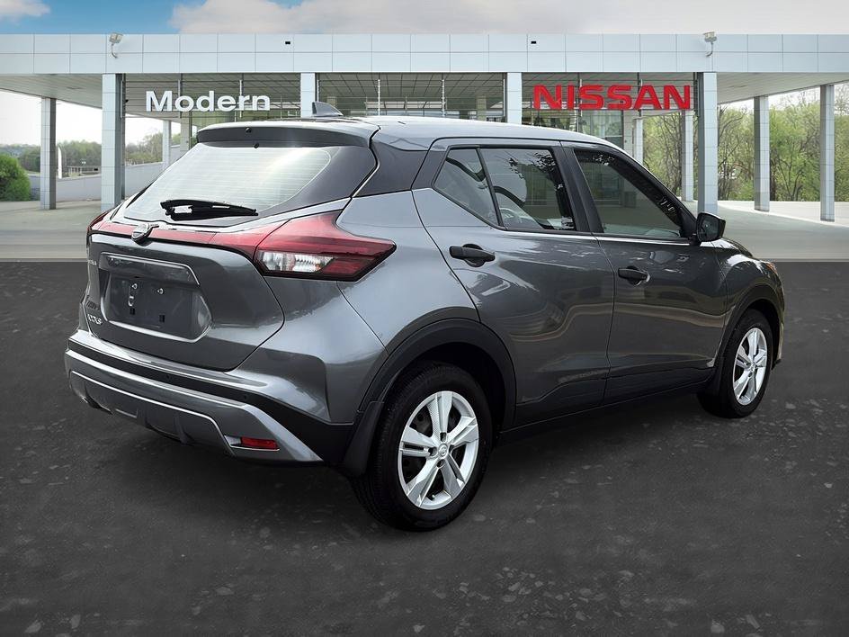Used 2024 Gun Metallic Nissan S image 5