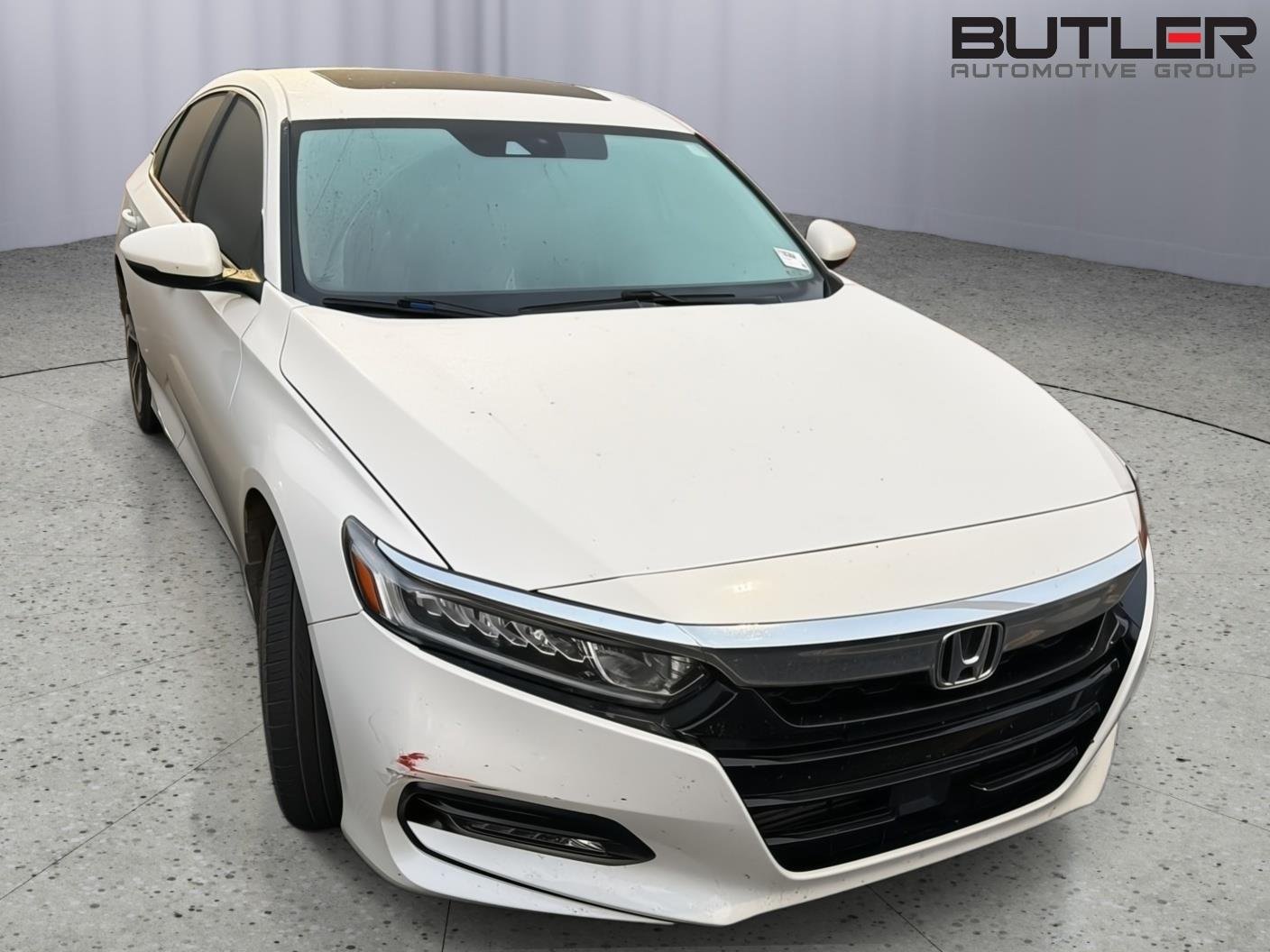 Used 2019 Platinum White Pearl Honda EX-L image 1