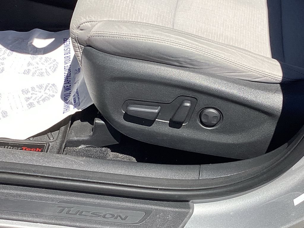 Used 2020 Silver Hyundai SEL image 35