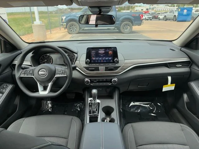 2026 Nissan Altima SV - Photo 9