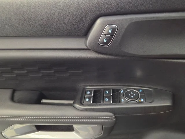 Used 2025 Gray Ford XLT image 28