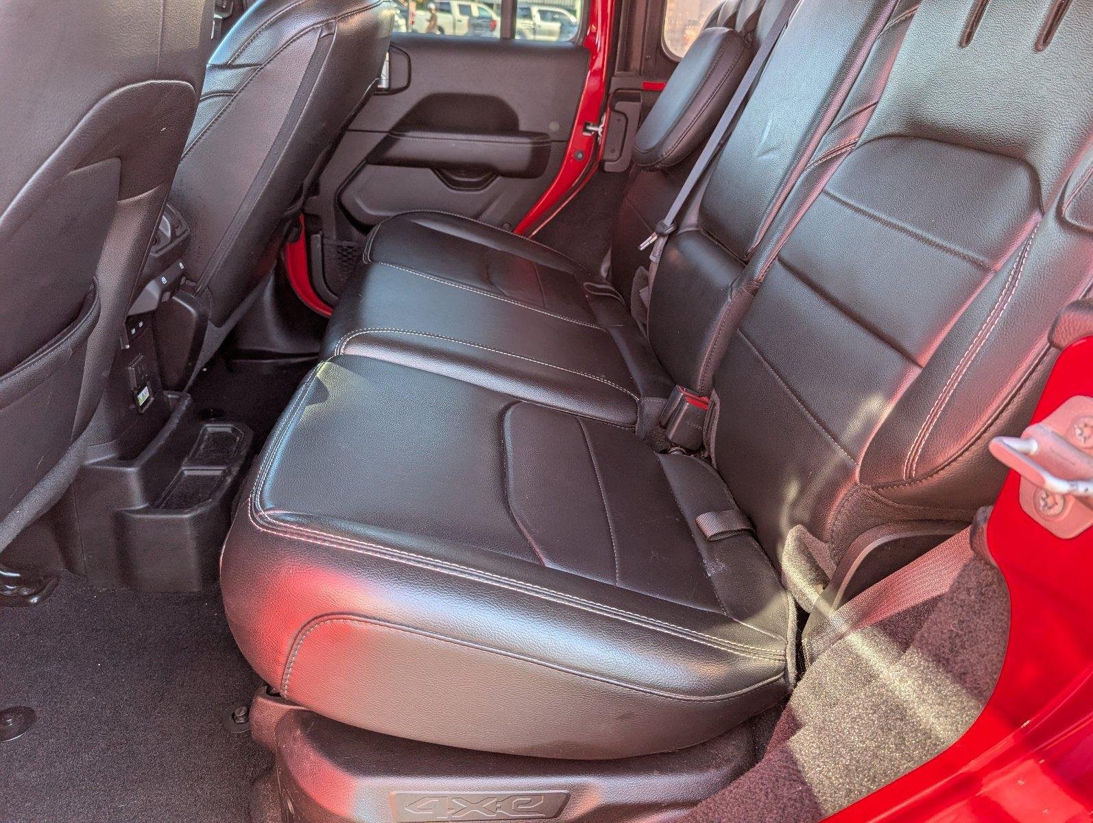 Used 2022 Firecracker Red Clearcoat Jeep Unlimited Sahara image 35