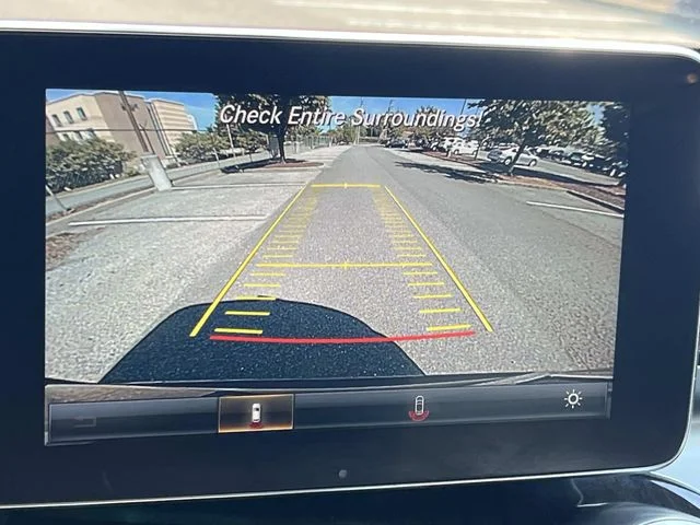 Used 2019 Black Mercedes-Benz GLC 350e image 41