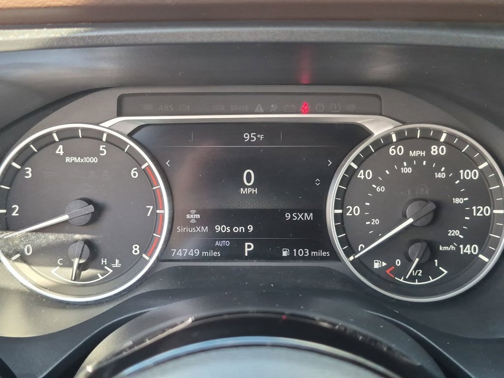 Used 2022 Gray Nissan SV image 18