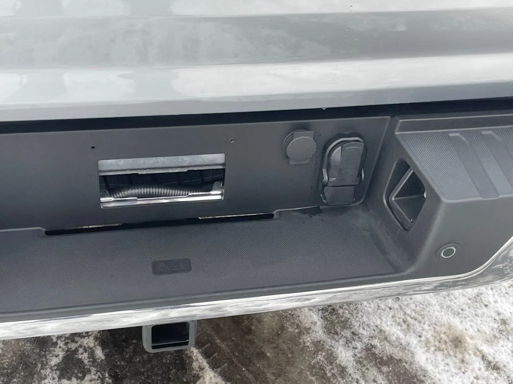 2025 Ford F-150 XLT - Photo 16