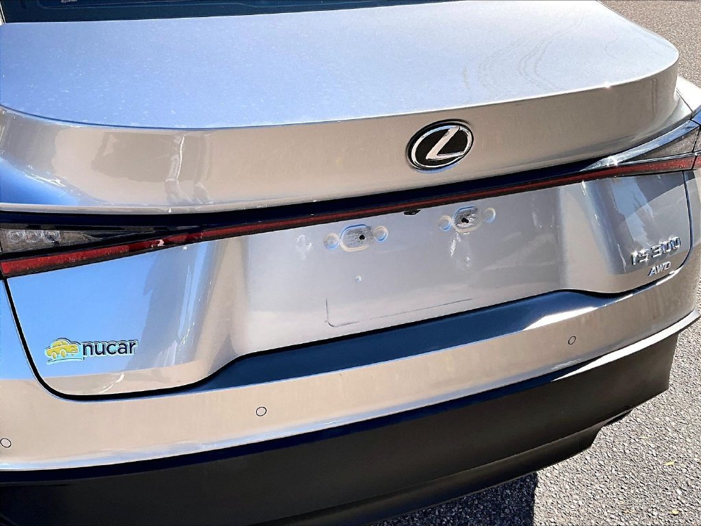 Used 2021 Silver Lexus 300 image 28