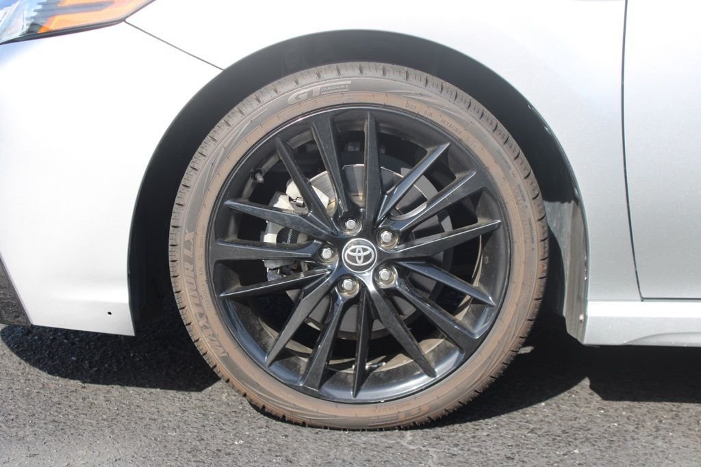 2023 Toyota Camry XSE - Photo 13