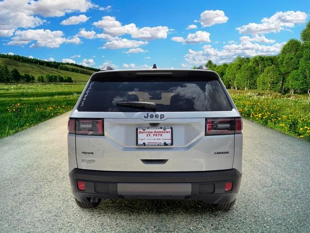 New 2026 Silver Zynith Clear-Coat Exterior Paint Jeep Laredo image 5