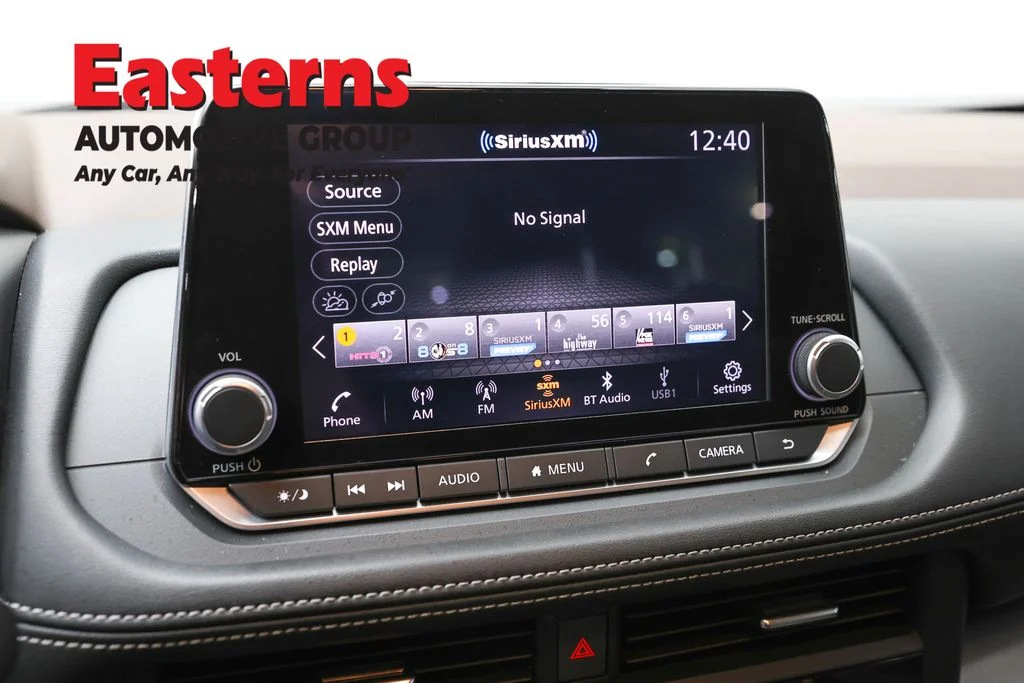 Used 2023 Black Nissan SV image 18