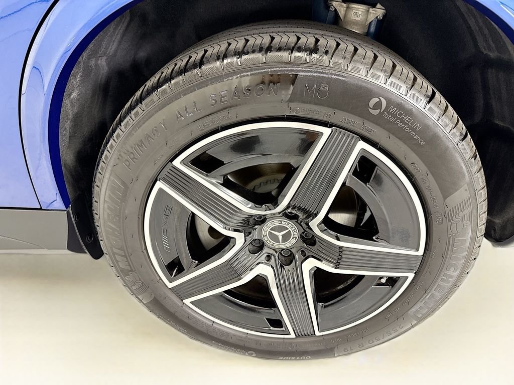 Used 2026 Starling Blue Metallic Mercedes-Benz GLC 300 image 30