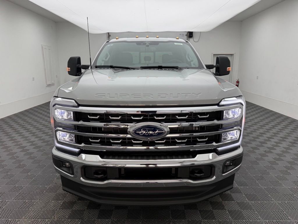 New 2026 White Ford XLT image 15