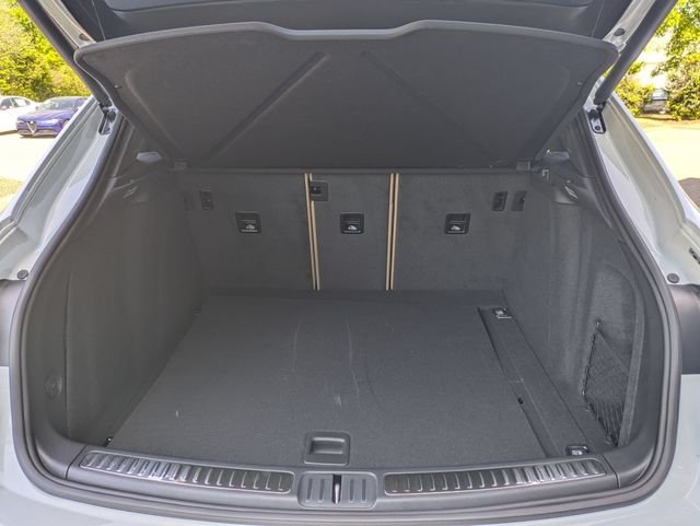 2026 Porsche Macan Base - Photo 6