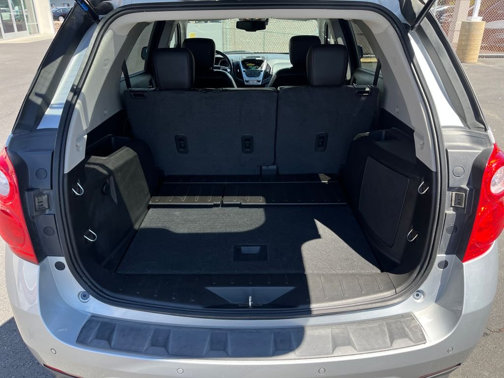 Used 2015 Silver Chevrolet LTZ image 19