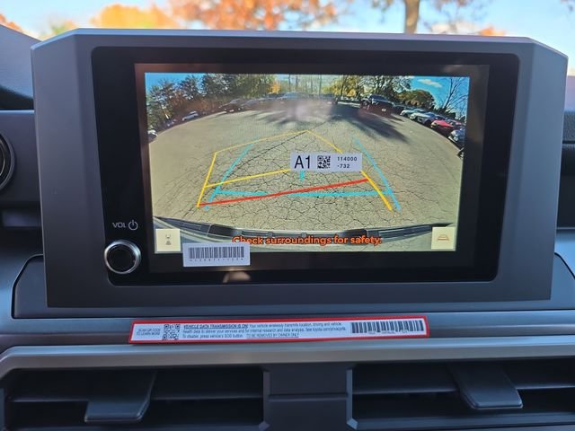 2025 Toyota Tacoma SR5 - Photo 21