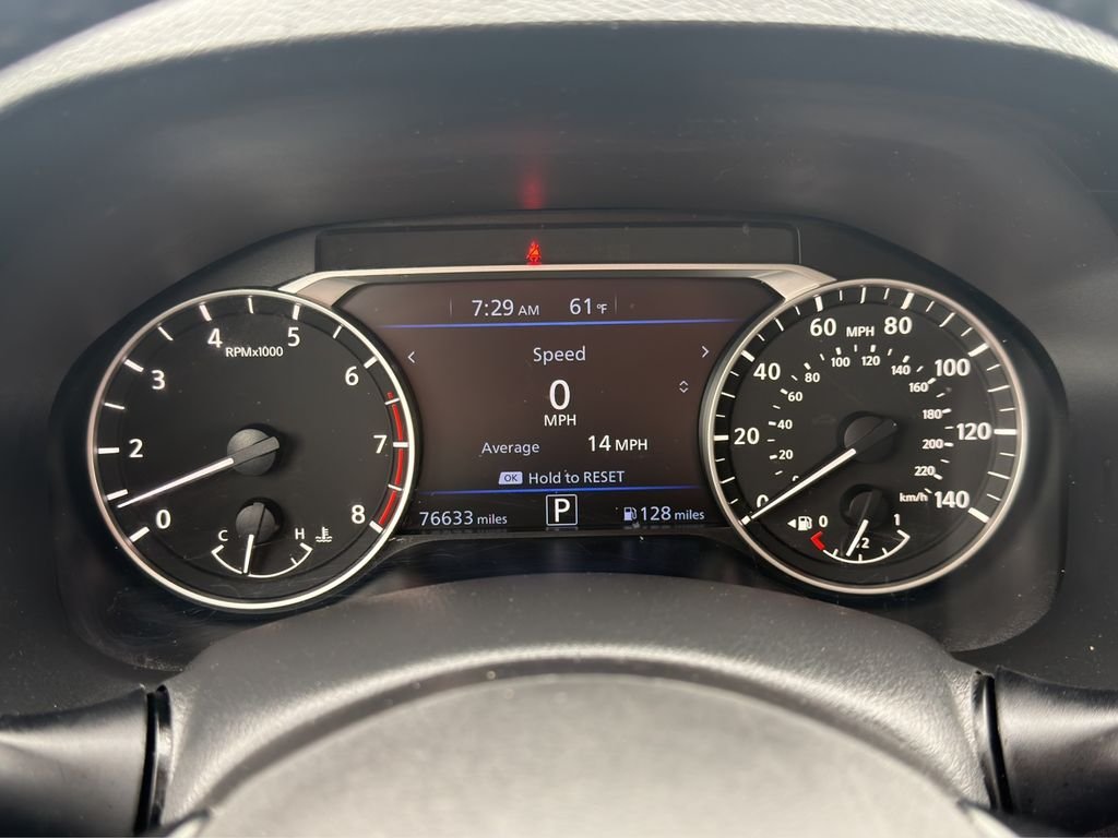 Used 2021 Red Nissan 2.5 SV image 11