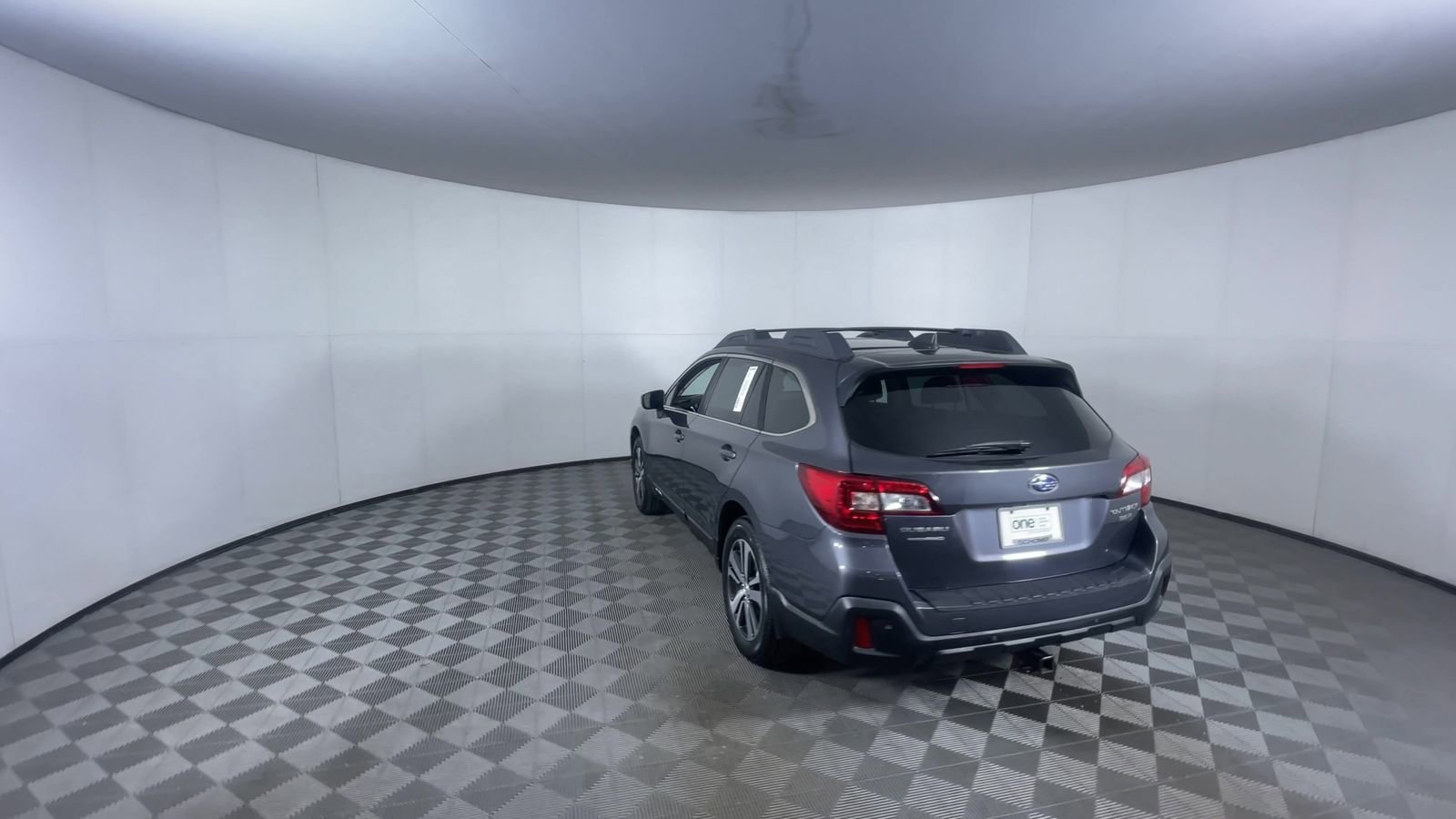 Used 2018 Magnetite Gray Metallic Subaru Limited image 7