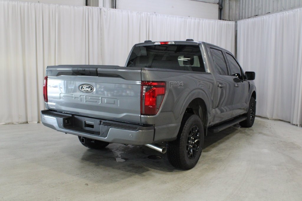 New 2026 Carbonized Gray Metallic Ford XLT image 24