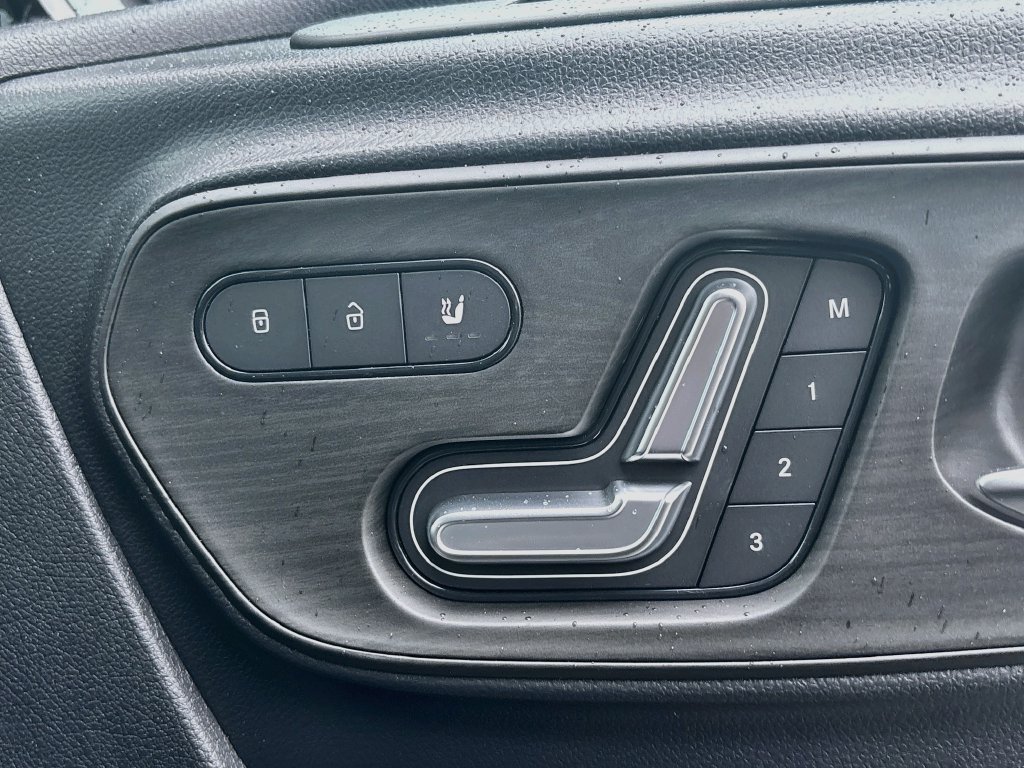 New 2026  Mercedes-Benz Midwest Business Class J Club image 32