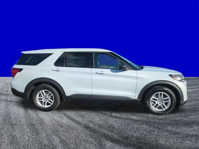 New 2026 Space White Metallic Ford Active 100A image 3