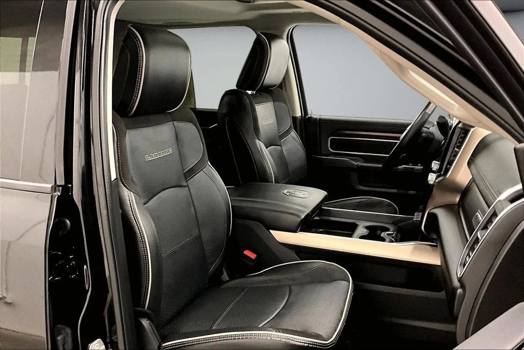 Used 2024 Black Ram Laramie image 30