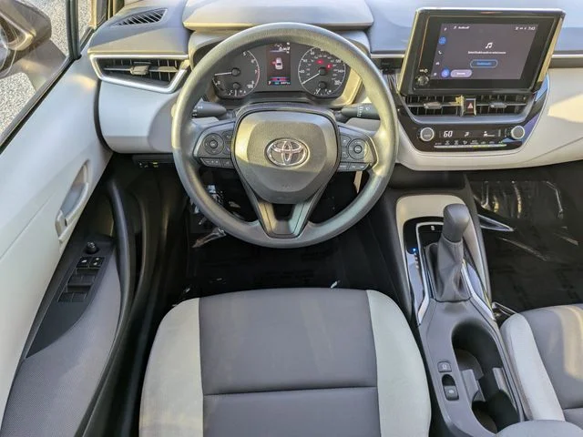 Used 2023  Toyota LE image 12