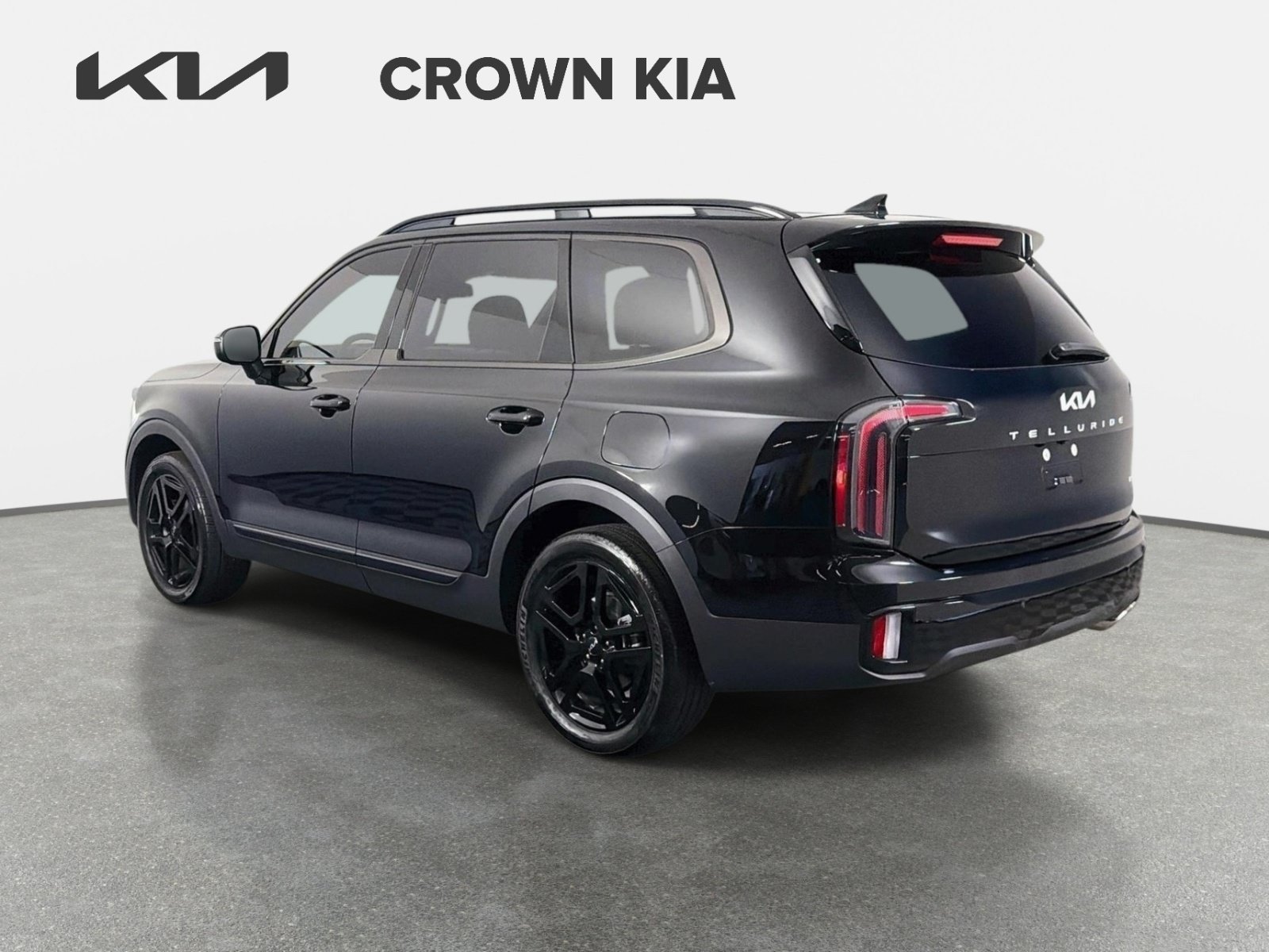 Used 2024 Ebony Black Kia EX X-Line image 7