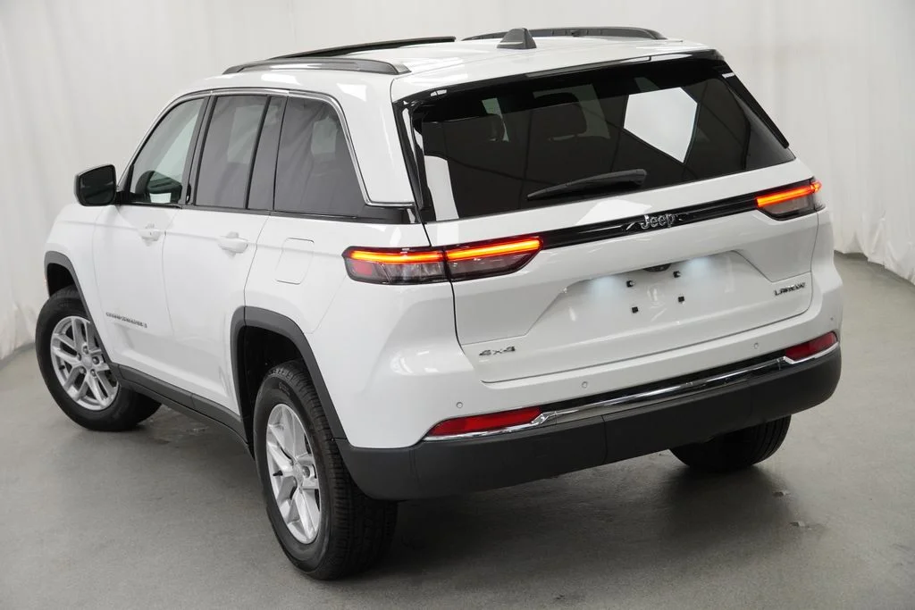 Certified Used 2023 White/off-white Jeep Laredo image 12