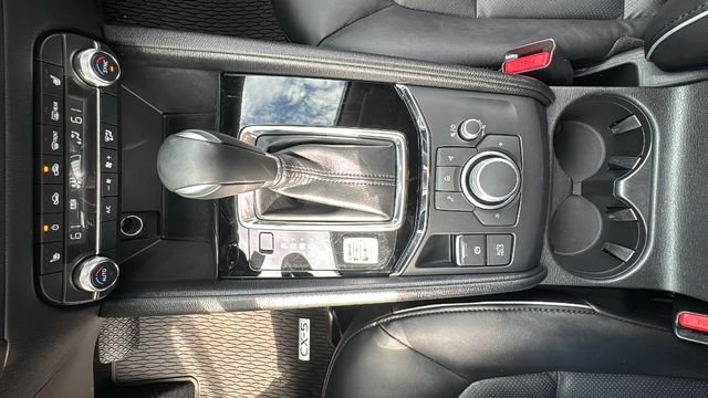 Used 2025 White Mazda 2.5 S Select Package image 26