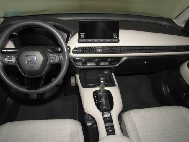 Certified Used 2025 Lunar Silver Metallic Honda LX image 13