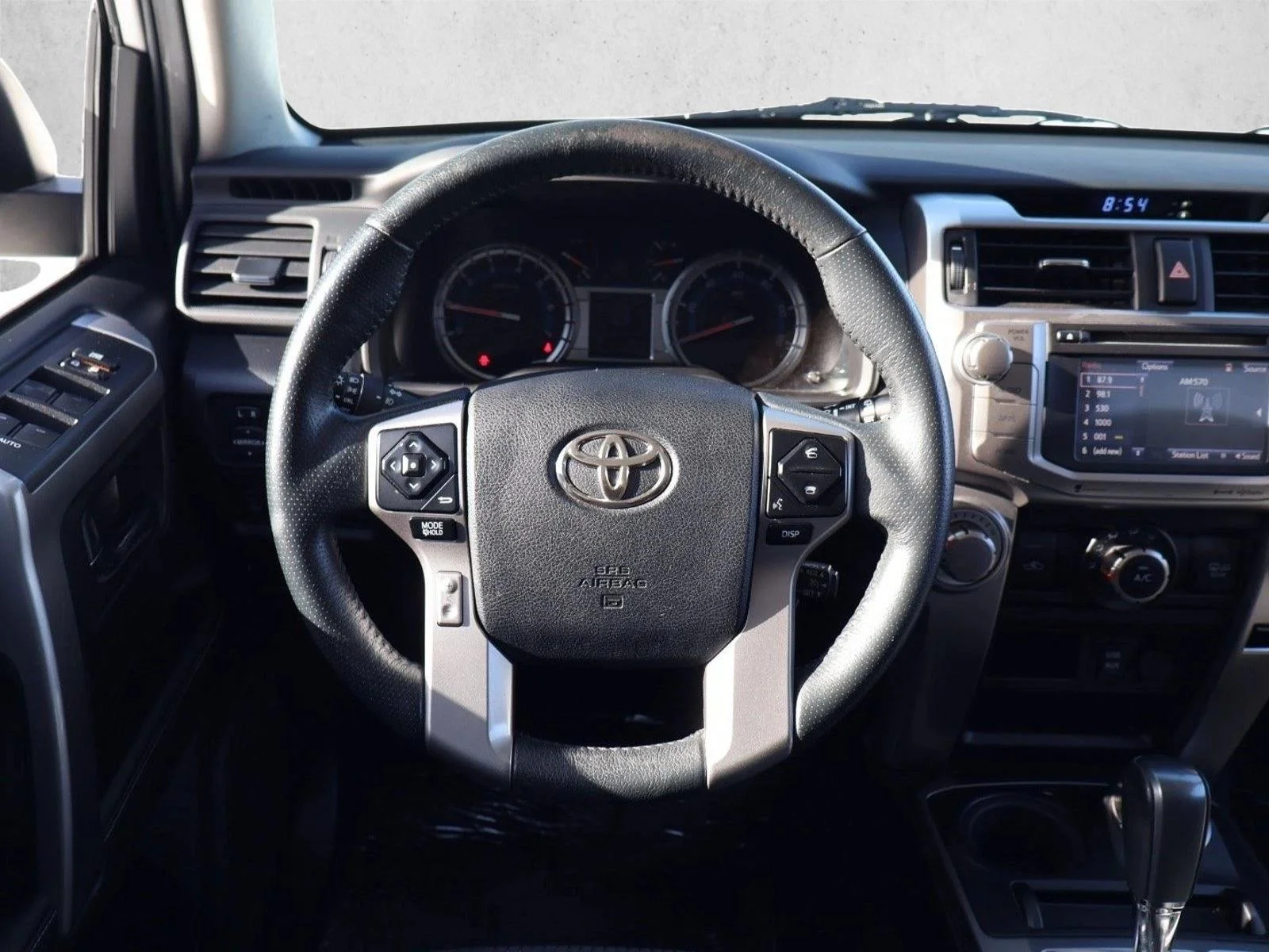 Used 2018 Super White Toyota SR5 image 15