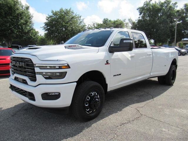 New 2026 Bright White Clear-Coat Exterior Paint RAM Laramie image 3