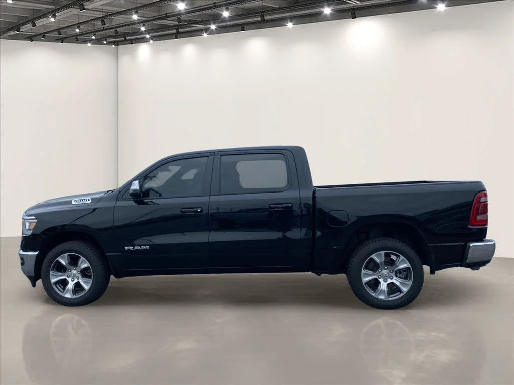 Used 2023 Diamond Black Crystal Pearlcoat Ram Laramie image 4