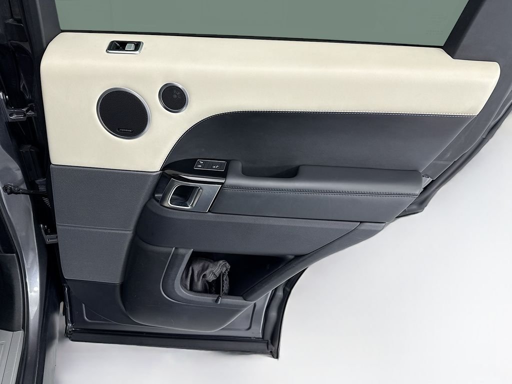 Used 2018 Carpathian Gray Premium Metallic Land Rover Supercharged image 25