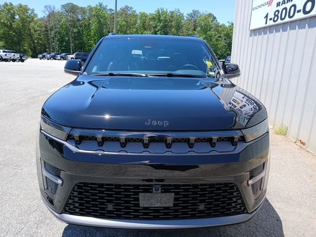 New 2026 High Gloss Black Exterior Paint Jeep Limited Altitude image 10