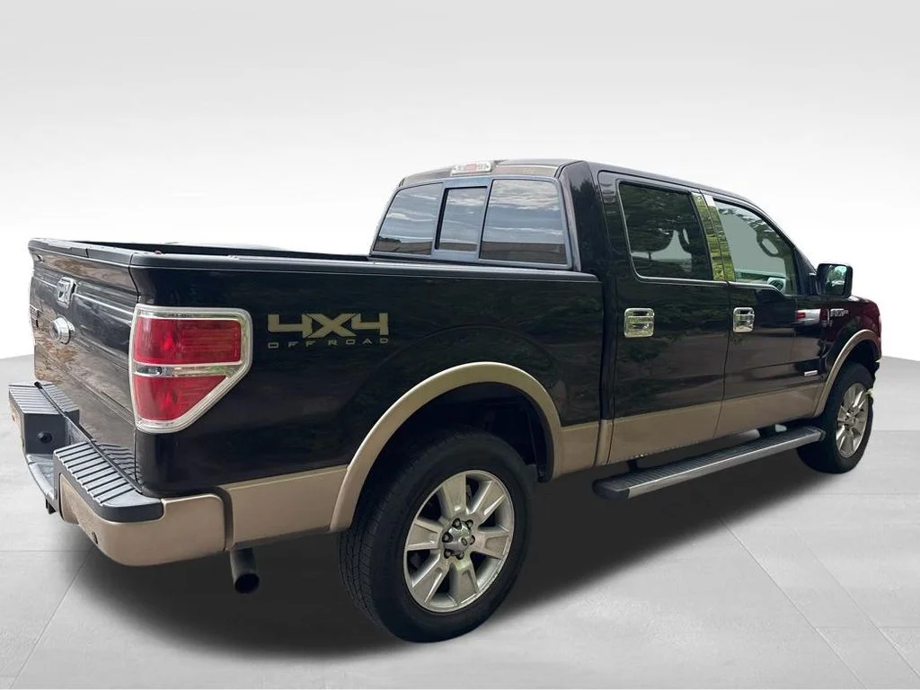 Used 2013  Ford Lariat image 11