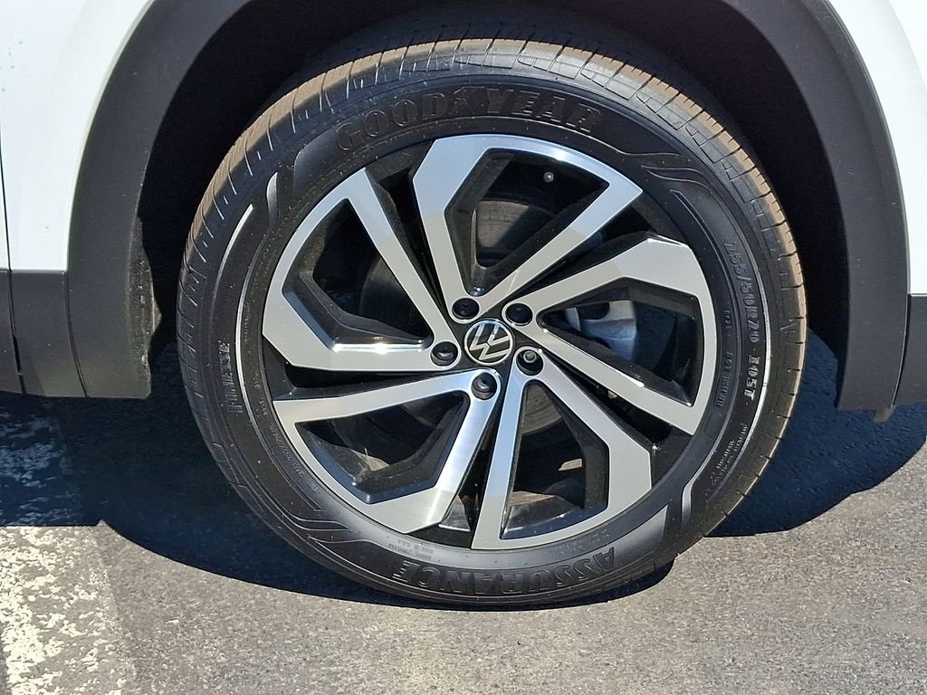 Certified Used 2023 White Volkswagen SEL image 9